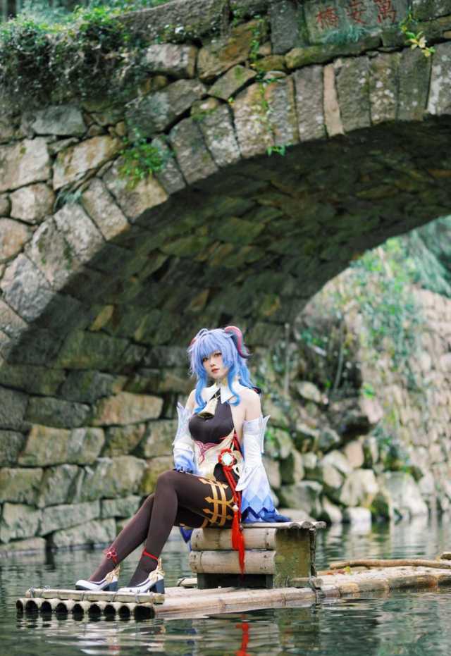 在《原神Impact》中的美丽迷人cosplay,coser@Zion化身雷电将军 在《原神Impact》中的美丽迷人cosplay,coser@Zion化身雷电将军