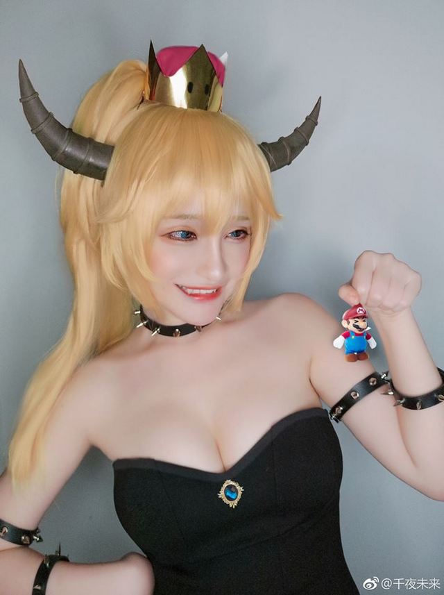 coser@千夜未来化身性感美丽的库巴公主，让马里奥心动
