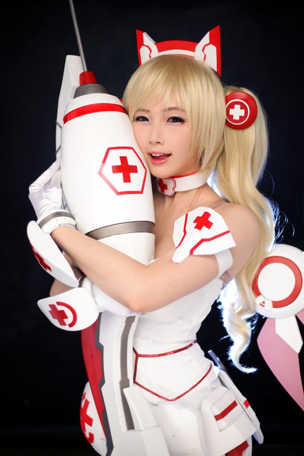 coser@Doremi化身游戏《Lost Saga》中的机器人护士“R-Cyber Medic” coser@Doremi化身游戏《Lost Saga》中的机器人护士“R-Cyber Medic”