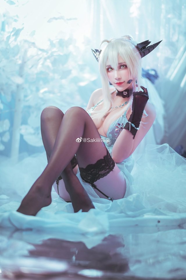 coser@Sakiiii翎柒在《Fate/Grand Order》化身性感美丽的阿尔托莉雅 coser@Sakiiii翎柒在《Fate/Grand Order》化身性感美丽的阿尔托莉雅
