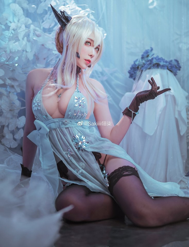 coser@Sakiiii翎柒在《Fate/Grand Order》化身性感美丽的阿尔托莉雅 coser@Sakiiii翎柒在《Fate/Grand Order》化身性感美丽的阿尔托莉雅