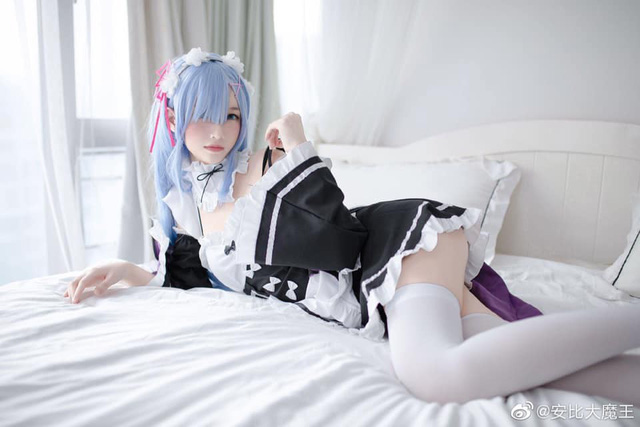 coser@安比大魔王化身《Re:从零开始的异世界生活》中的“女仆”蕾姆 coser@安比大魔王化身《Re:从零开始的异世界生活》中的“女仆”蕾姆