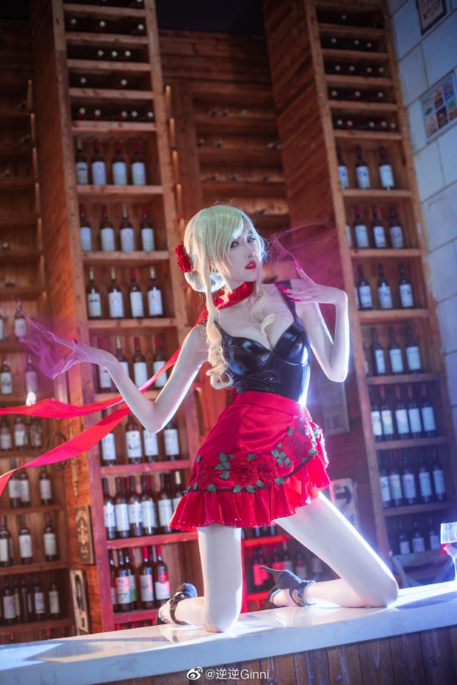 coser@逆逆Ginni化身《英雄联盟》中的魅惑刺客“探戈灵魂”伊芙琳 coser@逆逆Ginni化身《英雄联盟》中的魅惑刺客“探戈灵魂”伊芙琳