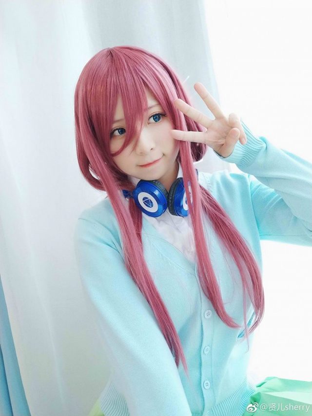 coser@贤儿sherry在漫画《五等分的新娘》化身美丽可爱的中野三玖 coser@贤儿sherry在漫画《五等分的新娘》化身美丽可爱的中野三玖