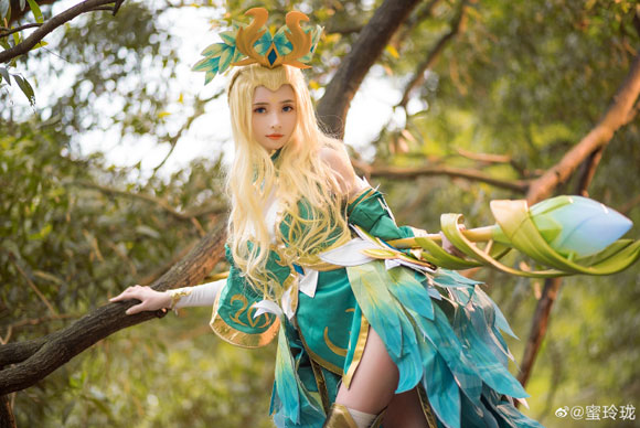 coser@蜜玲珑化身《王者荣耀》清新自然的“精灵公主”王昭君 coser@蜜玲珑化身《王者荣耀》清新自然的“精灵公主”王昭君