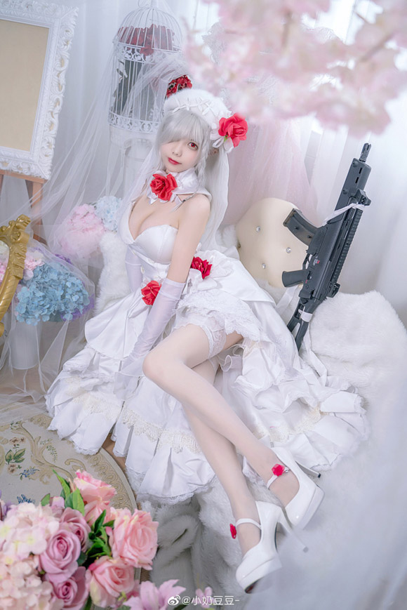 白色情人节浪漫进行时:coser小奶豆豆化身G36C“迈出步伐的你” 白色情人节浪漫进行时:coser小奶豆豆化身G36C“迈出步伐的你”