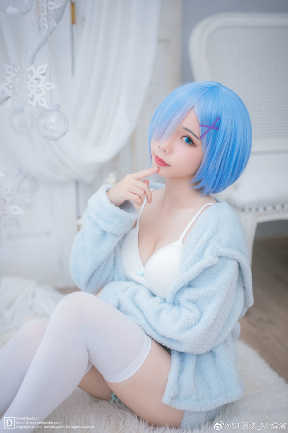 你的小企鹅酱cos雷姆,来自《Re:从零开始的异世界生活》的幻梦之蓝 你的小企鹅酱cos雷姆,来自《Re:从零开始的异世界生活》的幻梦之蓝