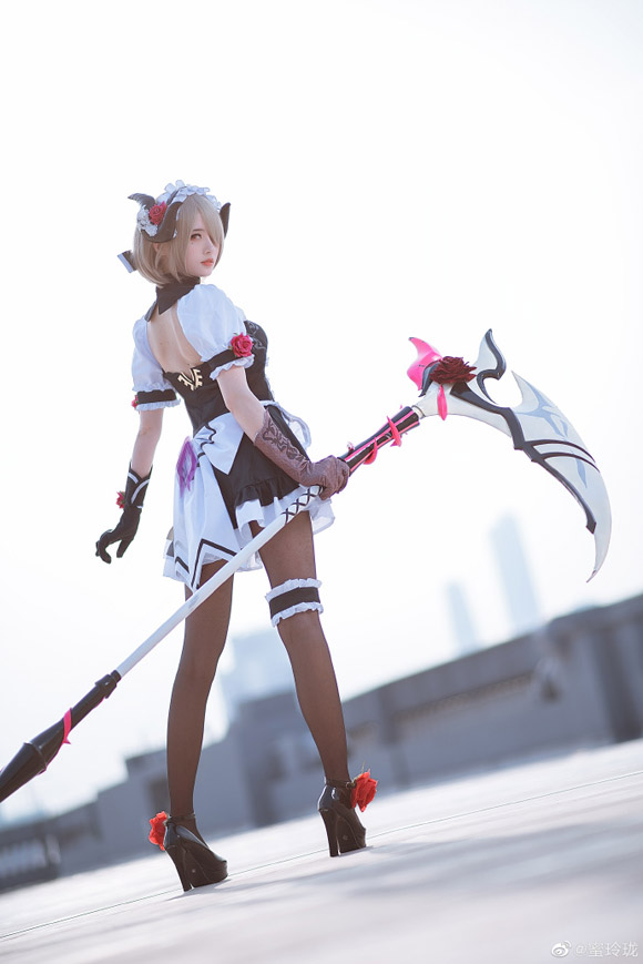 蜜玲珑cos《崩坏3》丽塔·洛丝薇瑟,倾情的演绎,魅力的绽放 蜜玲珑cos《崩坏3》丽塔·洛丝薇瑟,倾情的演绎,魅力的绽放