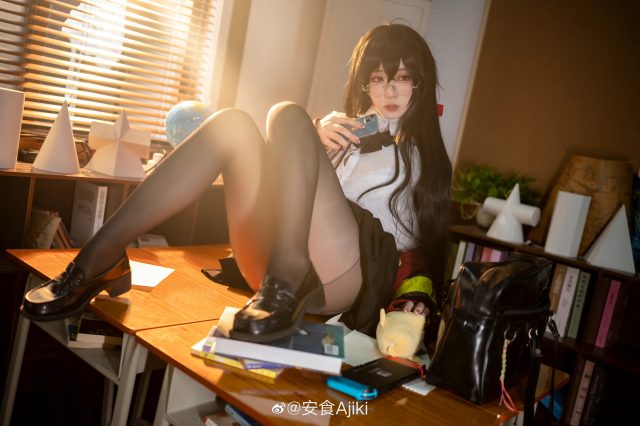 安食Ajiki cos《碧蓝航线》大凤JK,带来放学后的甜蜜时光 安食Ajiki cos《碧蓝航线》大凤JK,带来放学后的甜蜜时光