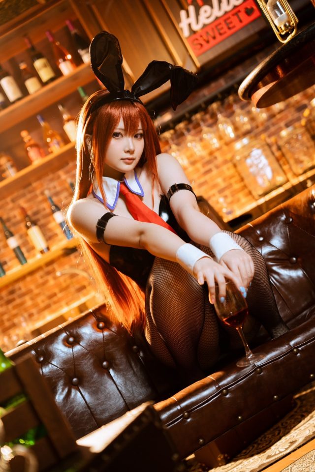 -屿鱼cos《命运石之门》牧濑红莉栖，兔耳美少女展现临场魅力