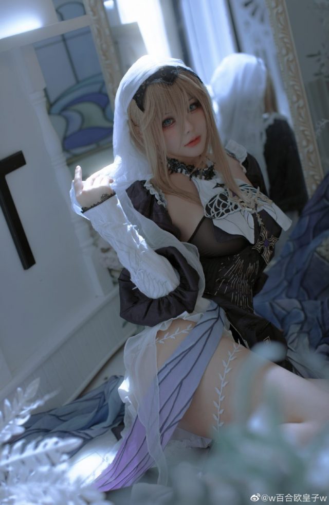 闪耀修女，探寻崩坏之美：w百合欧皇子w cos《崩坏3》阿波尼亚