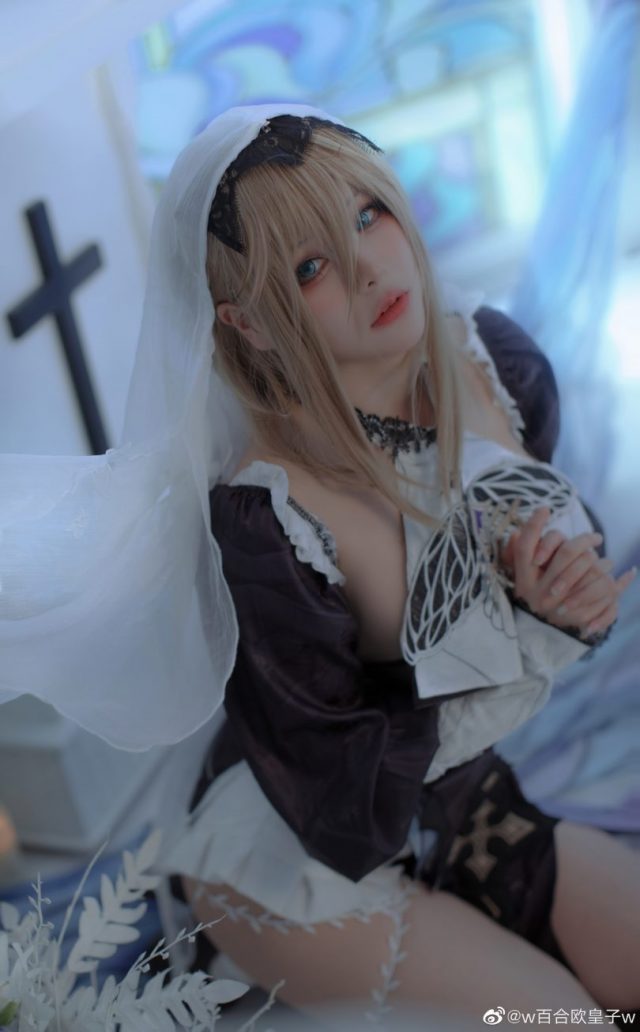 闪耀修女，探寻崩坏之美：w百合欧皇子w cos《崩坏3》阿波尼亚
