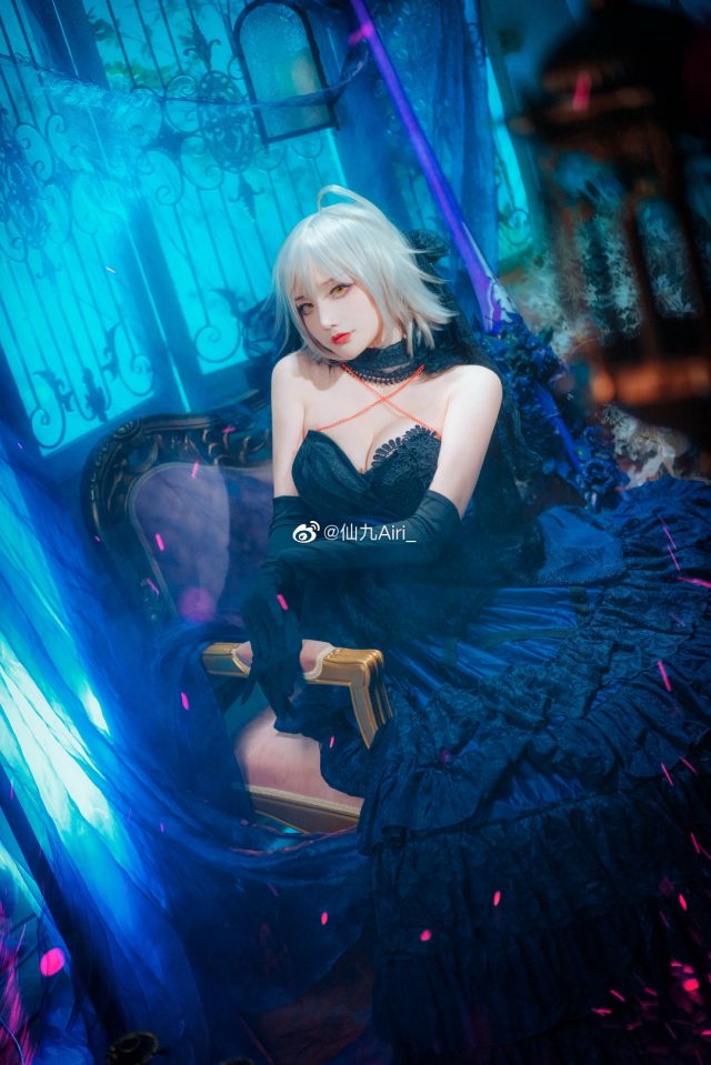 仙九Airi cos《Fate/Grand Order》贞德，绽放贞德的优雅与魅力