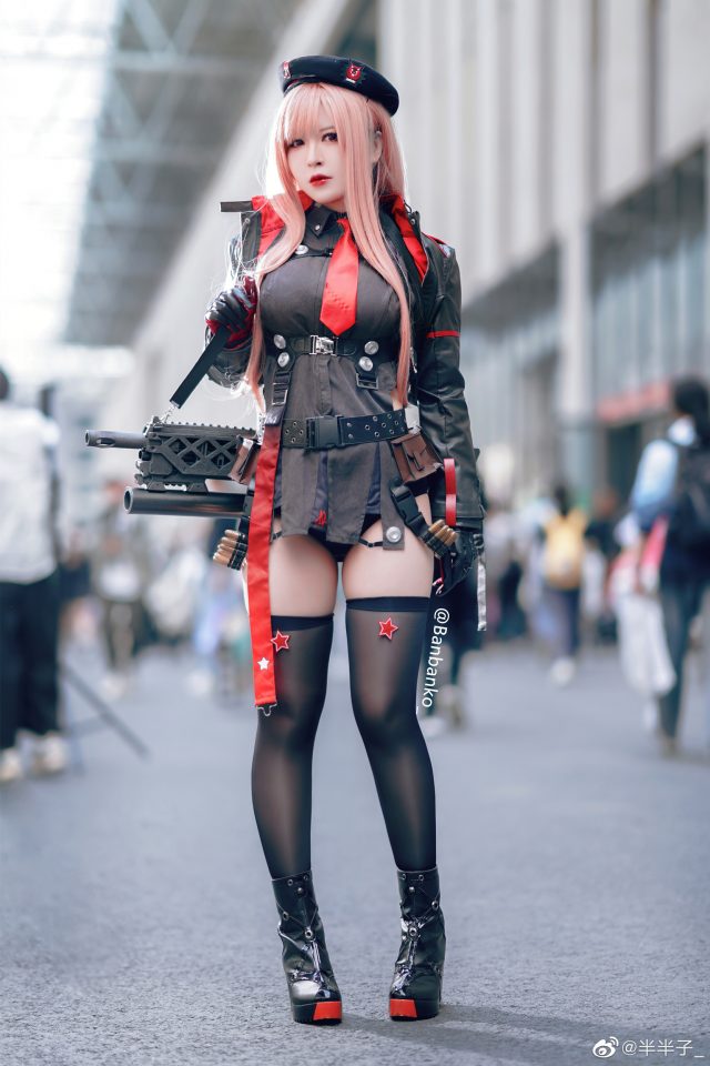 半半子cos《胜利女神:妮姬》拉毗,惊艳亮相“COMICUP 29” 半半子cos《胜利女神:妮姬》拉毗,惊艳亮相“COMICUP 29”