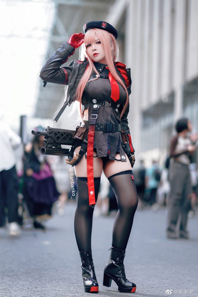 半半子cos《胜利女神:妮姬》拉毗,惊艳亮相“COMICUP 29” 半半子cos《胜利女神:妮姬》拉毗,惊艳亮相“COMICUP 29”