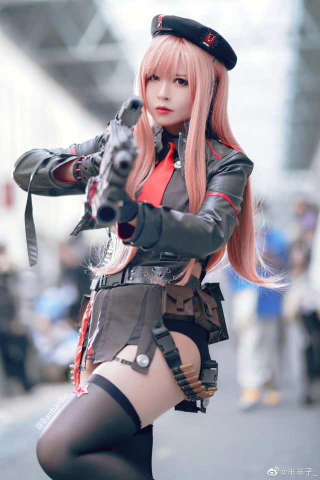 半半子cos《胜利女神:妮姬》拉毗,惊艳亮相“COMICUP 29” 半半子cos《胜利女神:妮姬》拉毗,惊艳亮相“COMICUP 29”