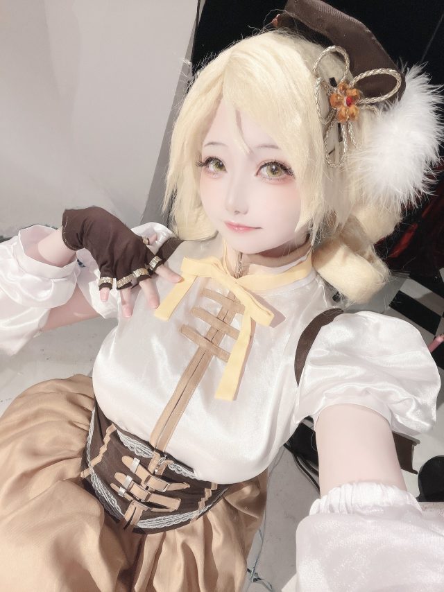 花崎Makura cos《魔法少女小圆》巴麻美,萝莉可爱的甜美战士 花崎Makura cos《魔法少女小圆》巴麻美,萝莉可爱的甜美战士