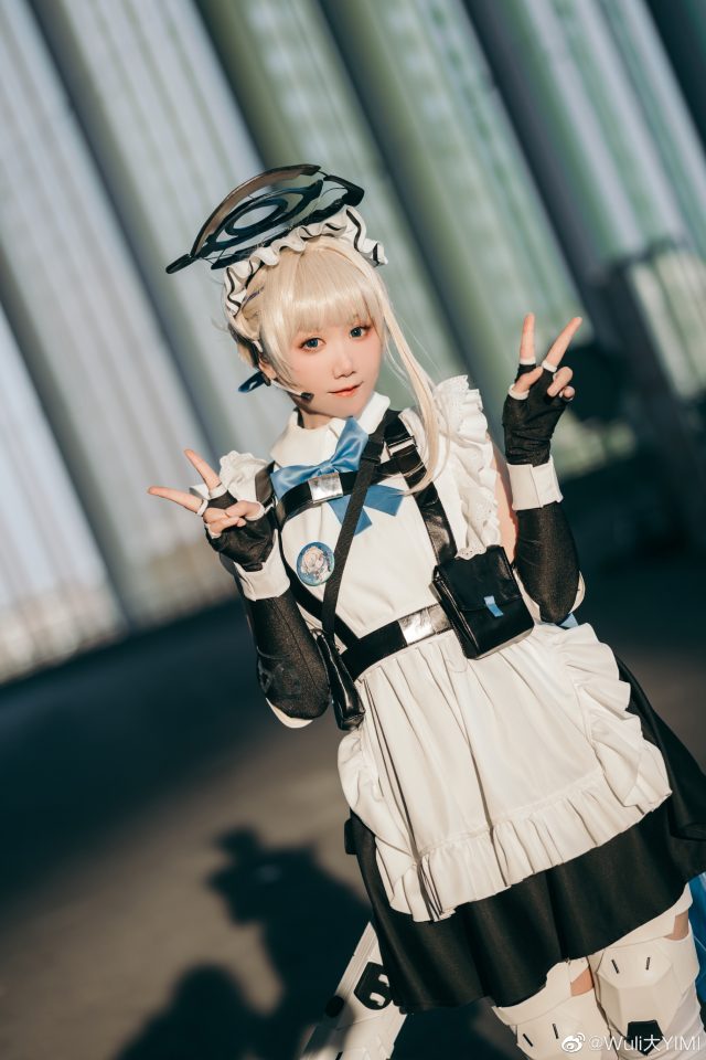 Wuli大YIMI cos《蔚蓝档案》飞鸟马时，娇柔可爱亮相"COMICUP 29"