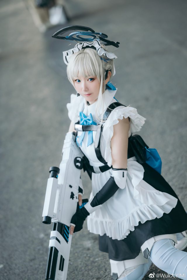 Wuli大YIMI cos《蔚蓝档案》飞鸟马时，娇柔可爱亮相"COMICUP 29"