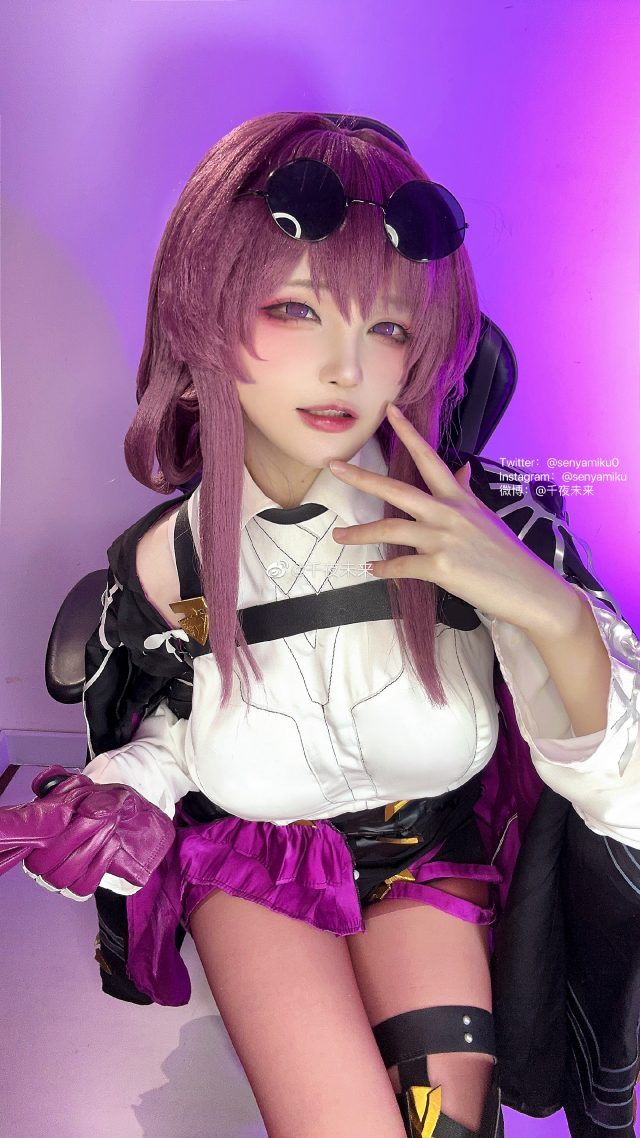 千夜未来cos《崩坏:星穹铁道》卡芙卡,性感杀手绽放崩坏魅力 千夜未来cos《崩坏:星穹铁道》卡芙卡,性感杀手绽放崩坏魅力