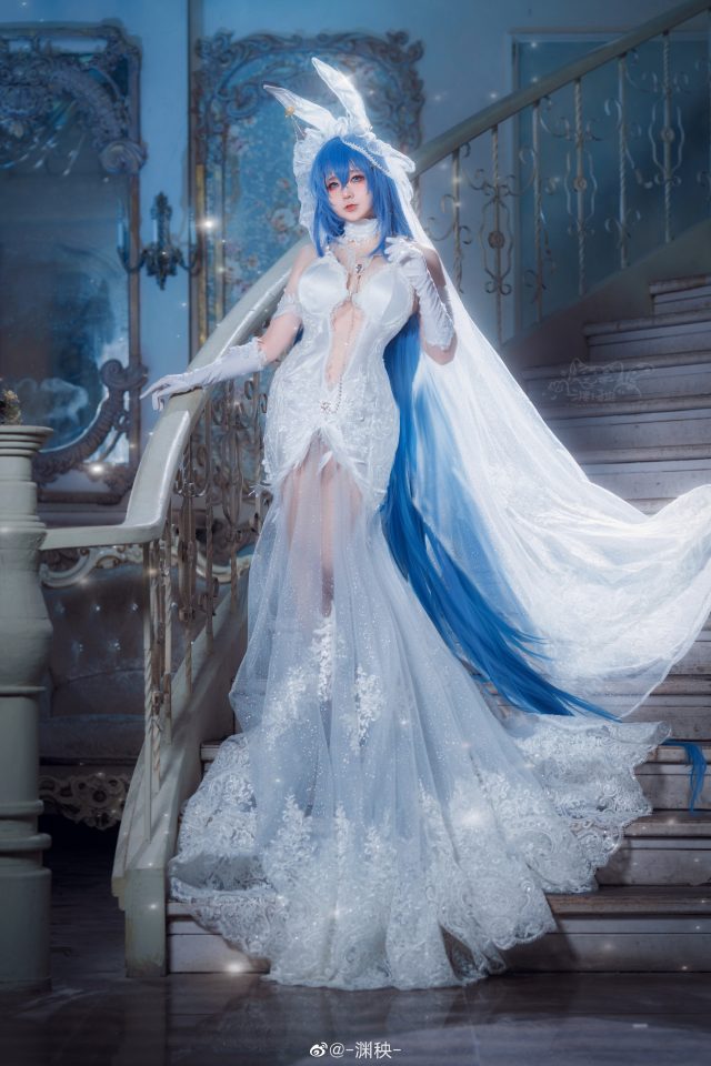 [碧蓝航线]渊秧cos“新泽西”花园，绽放“白雪之仪”的迷人之美