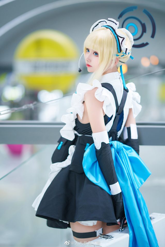 [碧蓝档案]大大卷卷小卷cos飞马鸟时，展现了五号特工的酷帅迷人