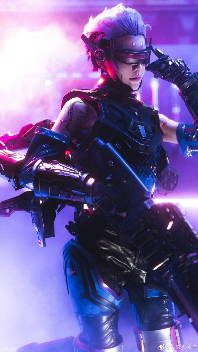 一只大关子cos《APEX英雄》瓦尔基里，翱翔未来天际的复仇者
