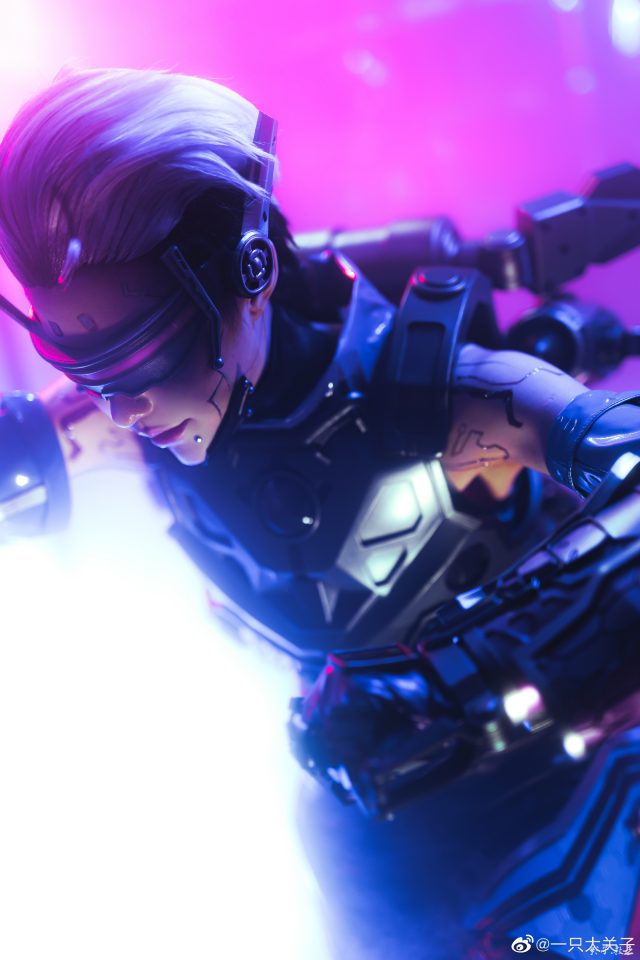 一只大关子cos《APEX英雄》瓦尔基里，翱翔未来天际的复仇者