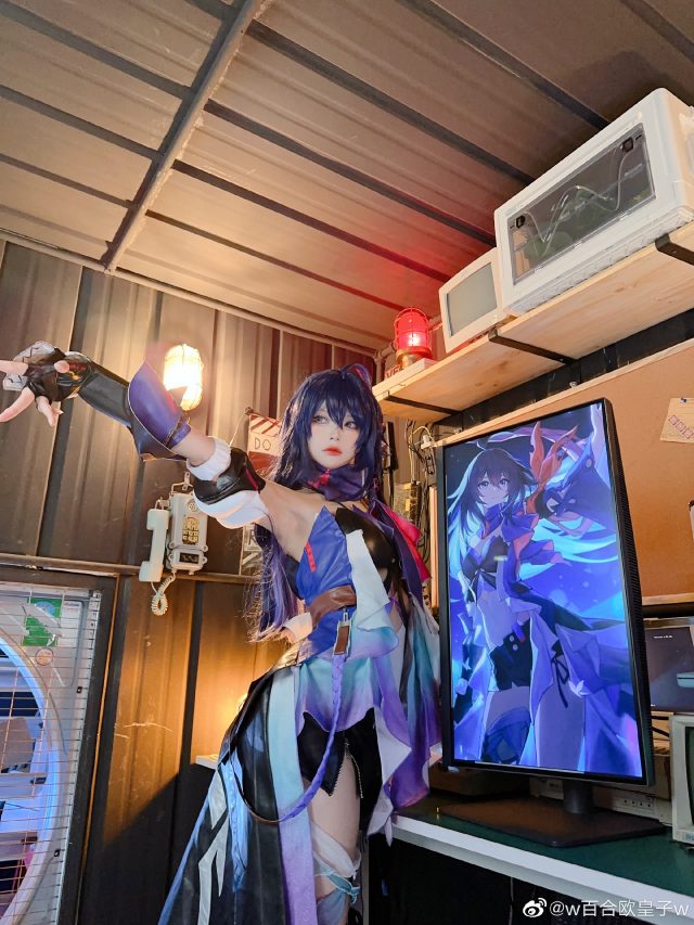 [崩坏：星穹铁道]w百合欧皇子w cos希儿，崩坏世界的性感蝴蝶