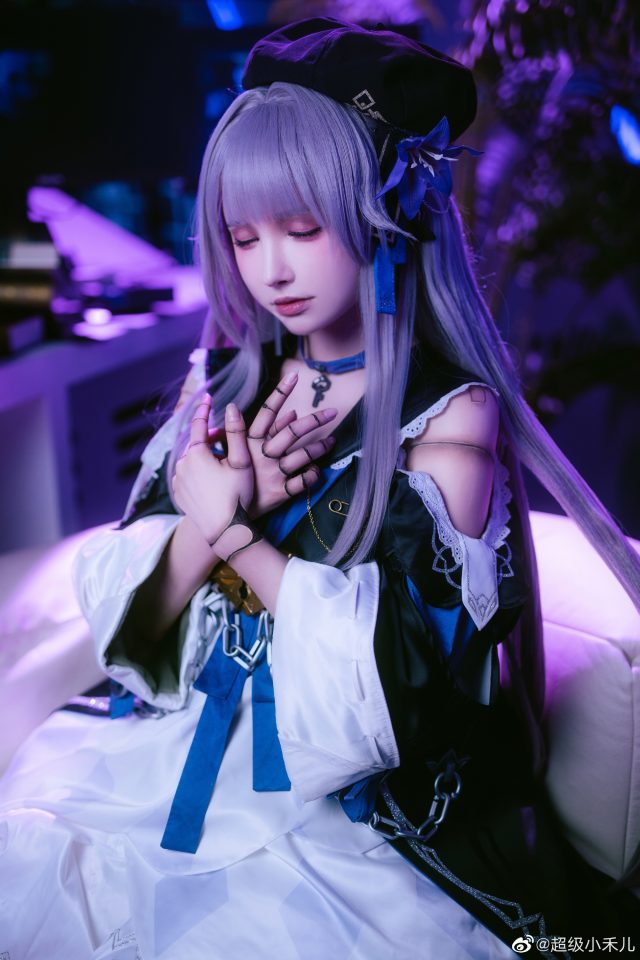 [崩坏：星穹铁道]超级小禾儿cos黑塔，展现女科学家的美丽身姿