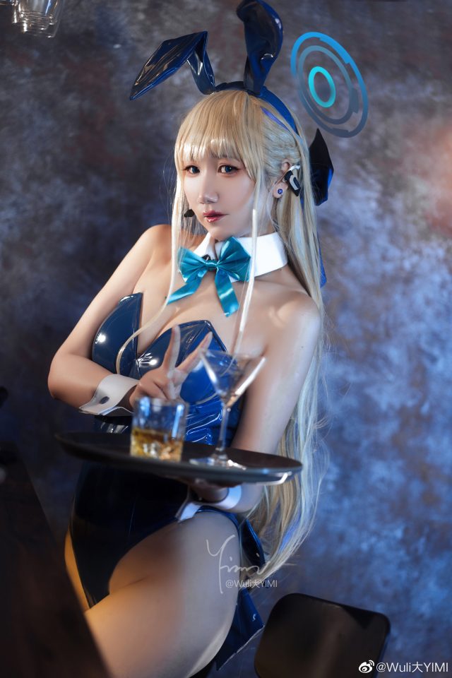 [蔚蓝档案]Wuli大YIMI cos飞鸟马时，展现兔女郎的迷人魅力