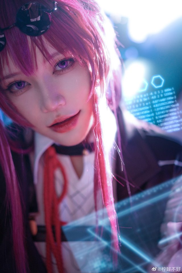 [崩坏：星穹铁道]柠好不好cos卡芙卡，漂亮酷帅的杀手丽人惊艳登场