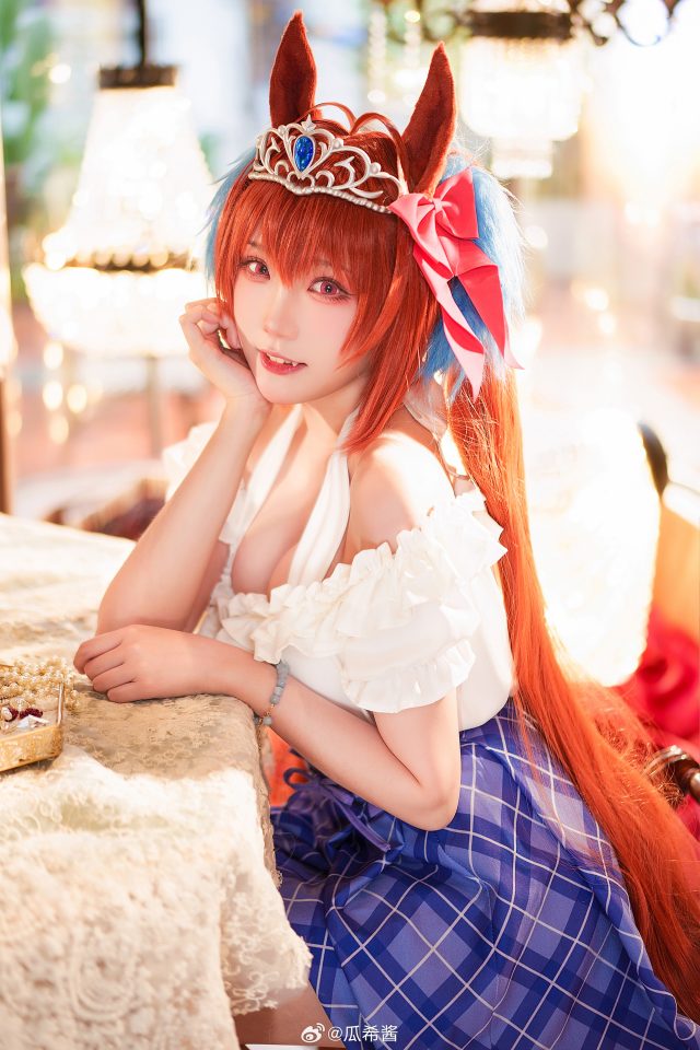 [赛马娘Pretty Derby]瓜希酱cos大和赤骥，展现性感领跑者的自信魅力