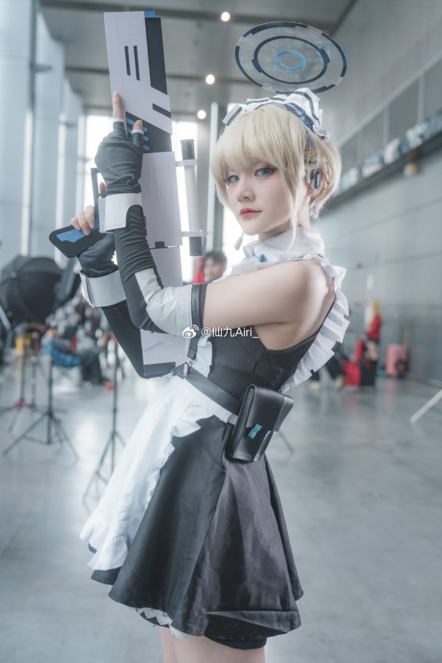 仙九Airi cos《蔚蓝档案》飞鸟马时,再现美少女战士的酷帅魅力 仙九Airi cos《蔚蓝档案》飞鸟马时,再现美少女战士的酷帅魅力