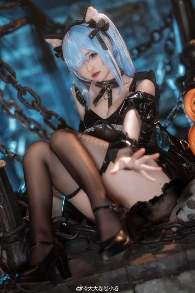 大大卷卷小卷cos《碧蓝航线》雅努斯,清纯与性感的完美融合! 大大卷卷小卷cos《碧蓝航线》雅努斯,清纯与性感的完美融合!