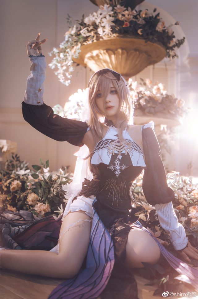 [崩坏3]shiro希若cos阿波尼亚，性感崩坏女神美得令人心动不已