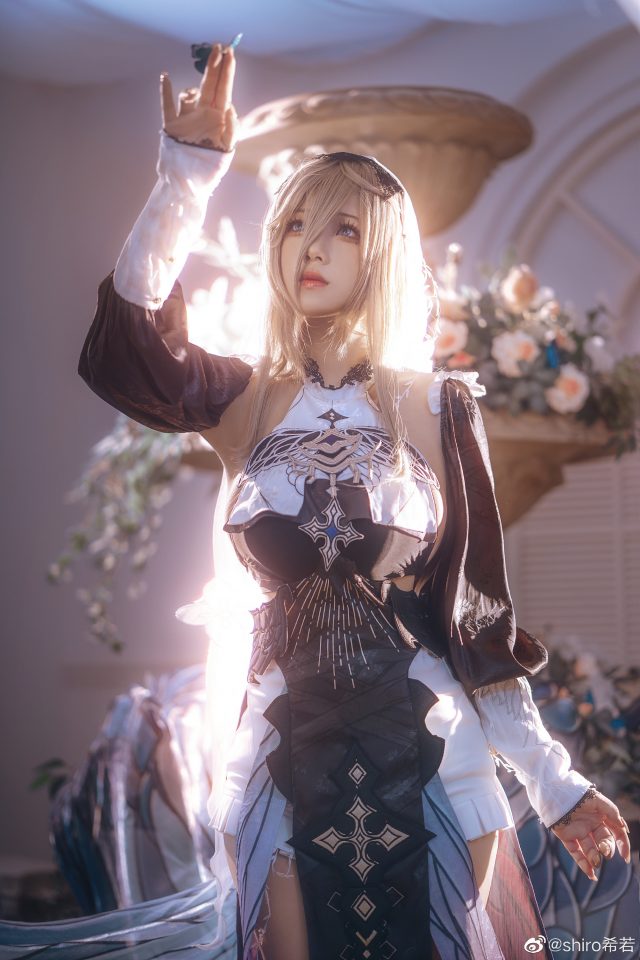 [崩坏3]shiro希若cos阿波尼亚，性感崩坏女神美得令人心动不已