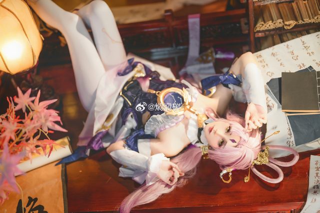 焖焖碳cos《崩坏:星穹铁道》符玄,展现了迷人的仙舟智者魅力 焖焖碳cos《崩坏:星穹铁道》符玄,展现了迷人的仙舟智者魅力