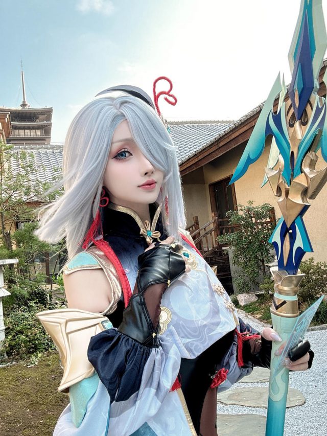原神COS：rioko凉凉子的申鹤cosplay，再现美若仙境