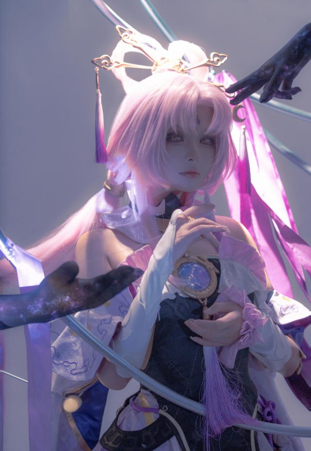 w百合欧皇子w COS作品：魅力百合的绝美COSPLAY！