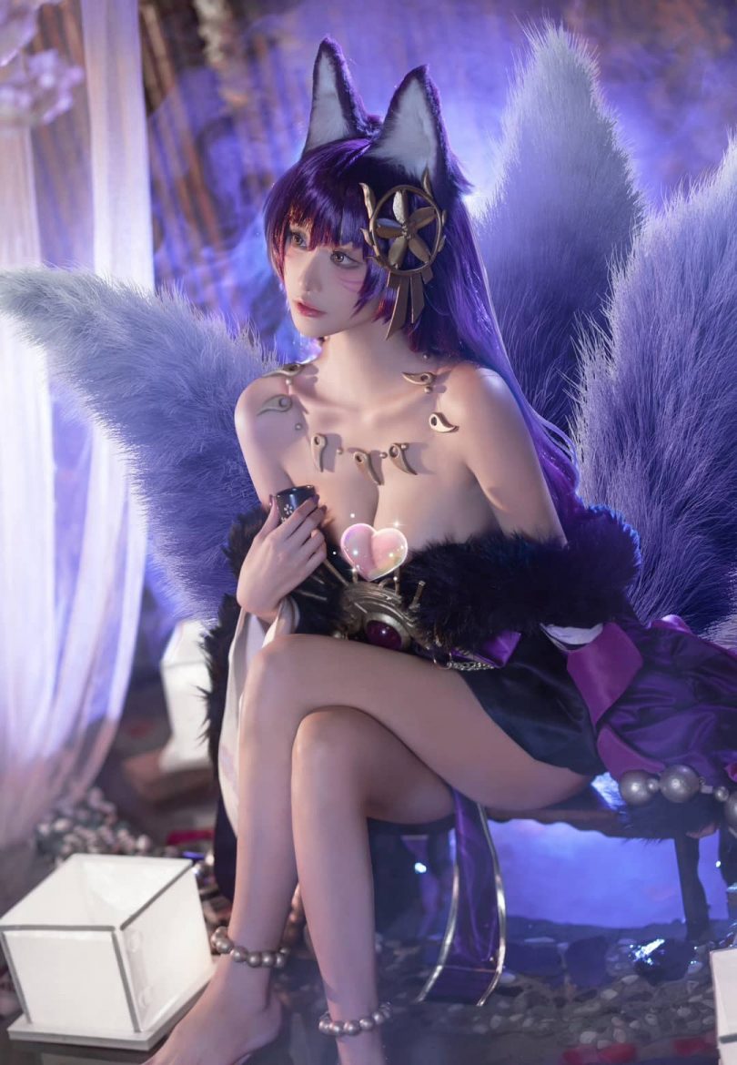 沧霁桔梗cos《碧蓝航线》武藏,再现九尾狐狸的性感魅力 沧霁桔梗cos《碧蓝航线》武藏,再现九尾狐狸的性感魅力