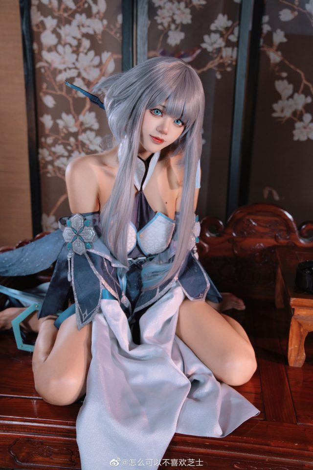 怎么可以不喜欢芝士cos《原神》哈艮图斯,再现尘之魔神的迷人魅力 怎么可以不喜欢芝士cos《原神》哈艮图斯,再现尘之魔神的迷人魅力