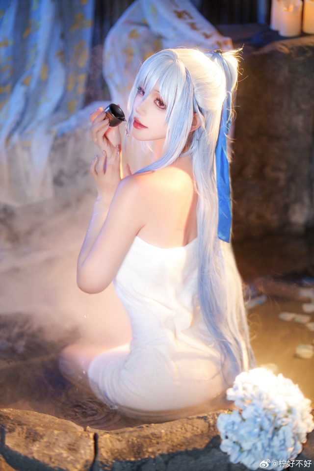 柠好不好化身《星穹铁道》罗浮剑首,展现“浴巾版”镜流的性感魅力 柠好不好化身《星穹铁道》罗浮剑首,展现“浴巾版”镜流的性感魅力