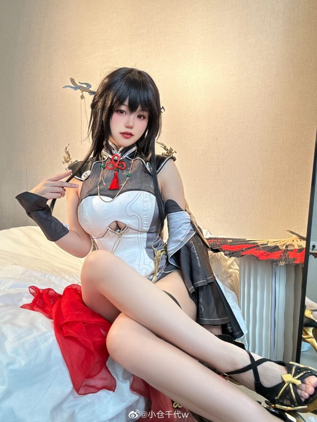 小仓千代w的COS魅力解析:当角色扮演遇上高颜值! 小仓千代w的COS魅力解析:当角色扮演遇上高颜值!