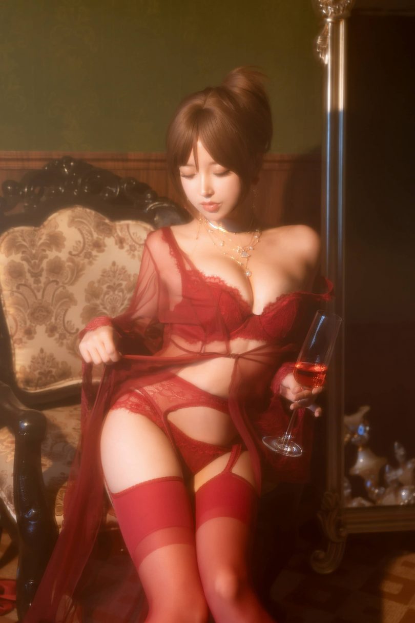 独具魅力的温柔小妈：过期米线线喵的精彩COS图集