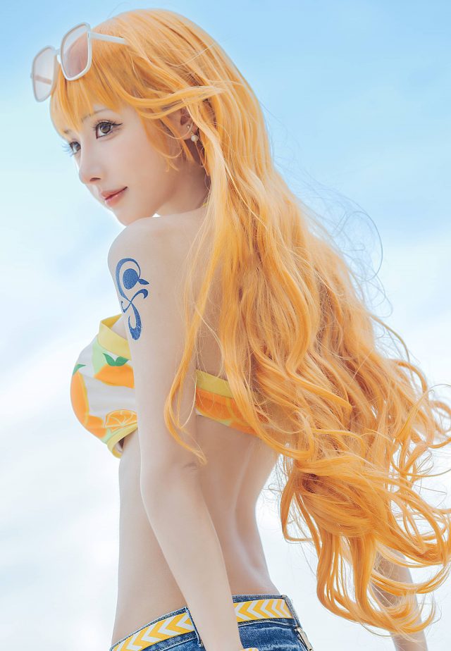 穿越《航海王》海洋世界:紫氯氯的“小贼猫”娜美COS 穿越《航海王》海洋世界:紫氯氯的“小贼猫”娜美COS