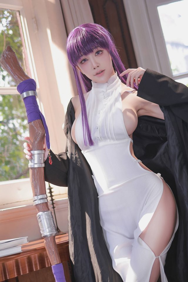 水淼aqua·葬送的芙莉莲COS:精灵之美引爆网红旋风 水淼aqua·葬送的芙莉莲COS:精灵之美引爆网红旋风