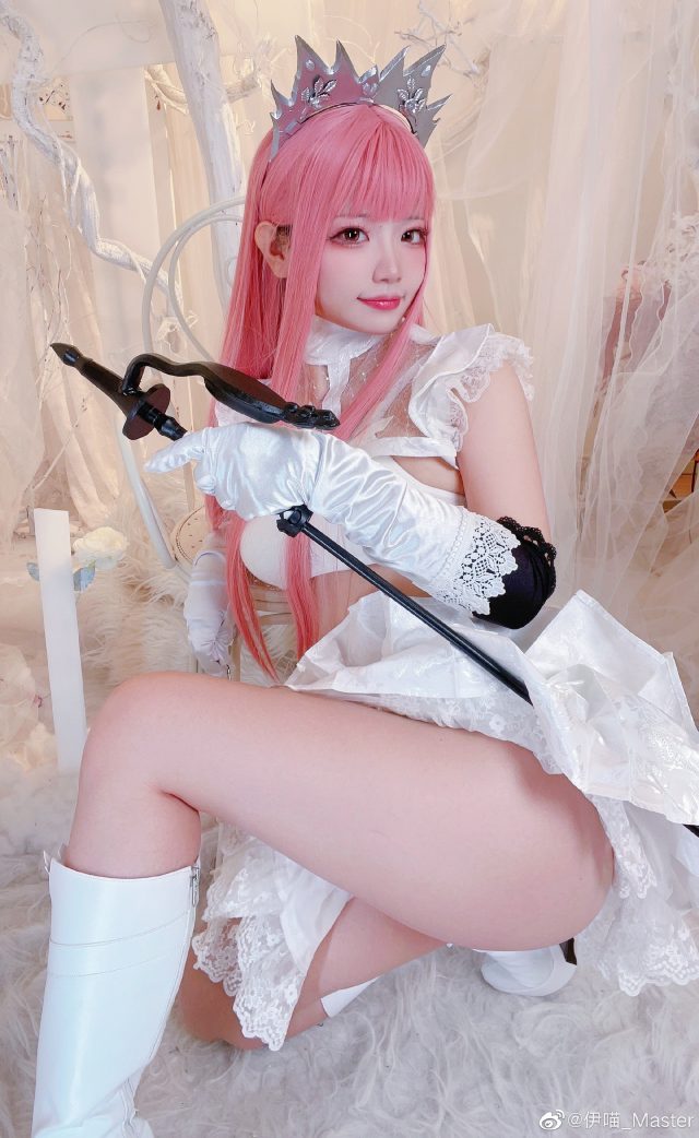 [Fate/Grand Order]伊喵_Master cos女王梅芙，诠释女王的性感与可爱