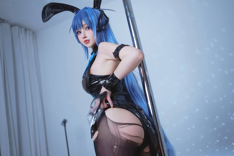 rioko凉凉子cos花园 | rioko凉凉子_碧蓝航线·花园兔女郎cos作品 [42P5V-687MB]