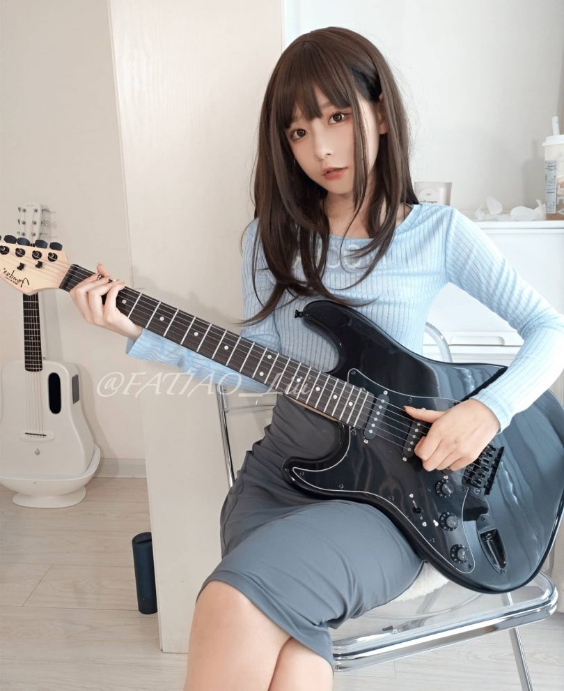 迷之呆梨_cos图集 | 迷之呆梨_吉他妹妹cos作品 [102P4V-685MB]